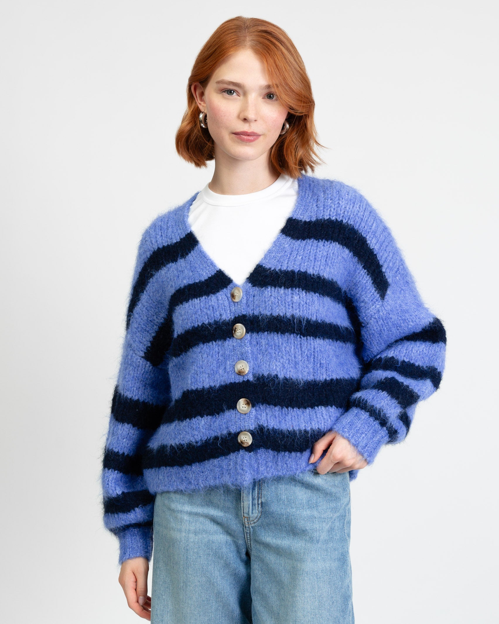 gestreifte-strickjacke-334uhh-1.jpg