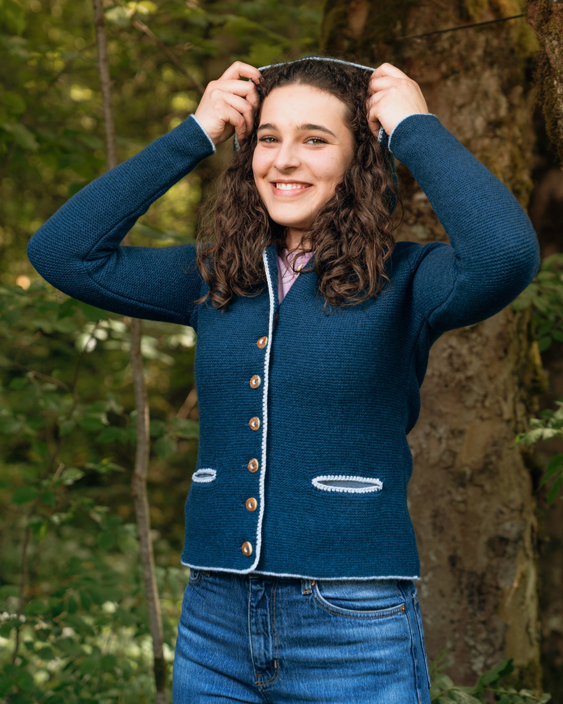 strickjacke-dunkelblau-858poj-1.jpg
